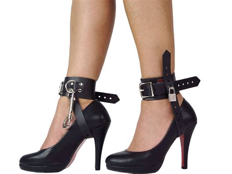 high heel fesseln|Walk in super 6 inch heels and classic latex mix .